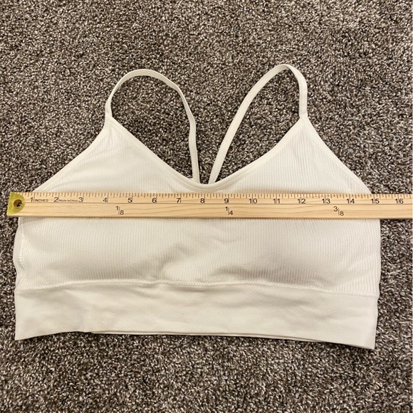 Maurice’s White Ribbed Stretch Seamless Single Strap Bralette - Picture 4 of 6